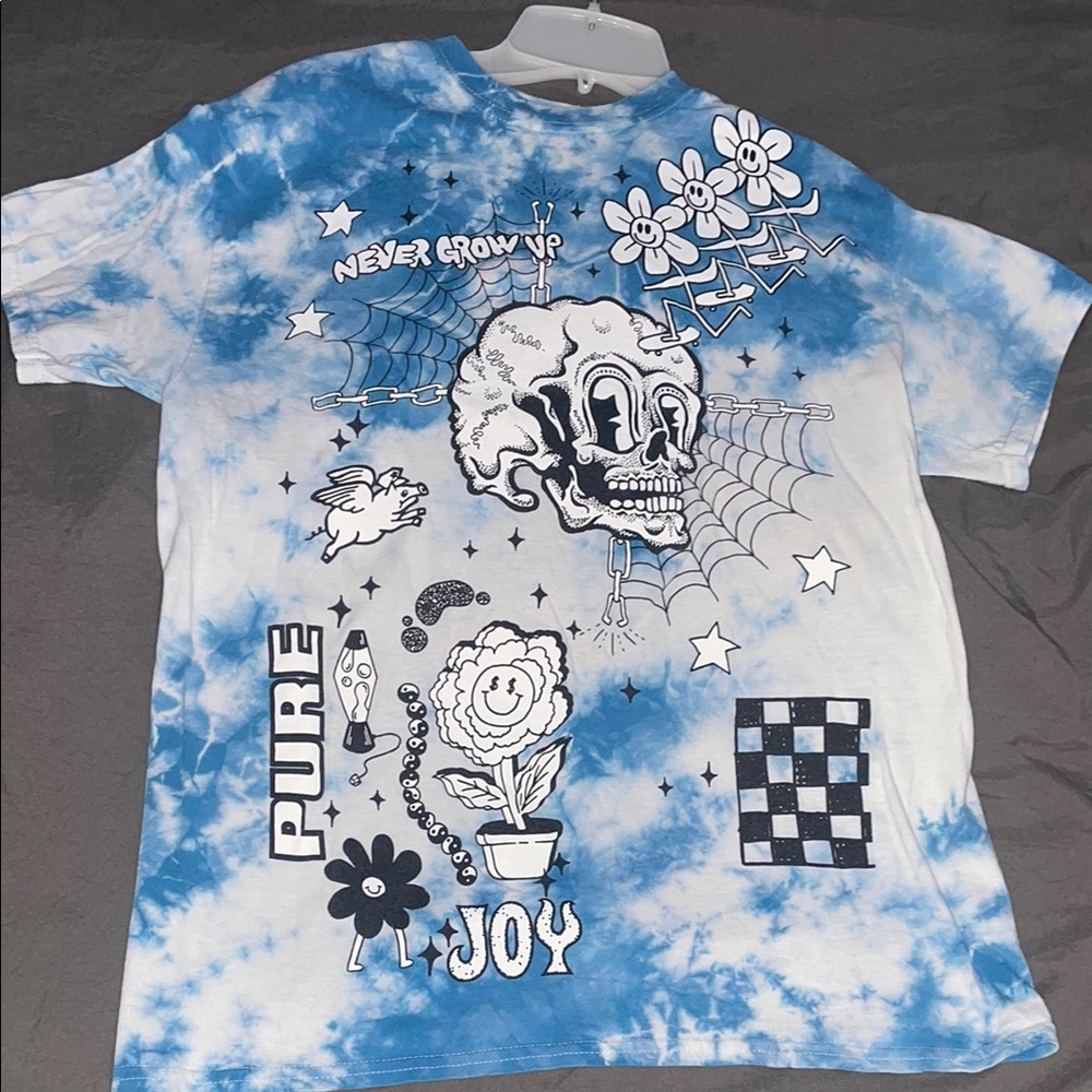 Blue and White Graphic mens T-Shirt